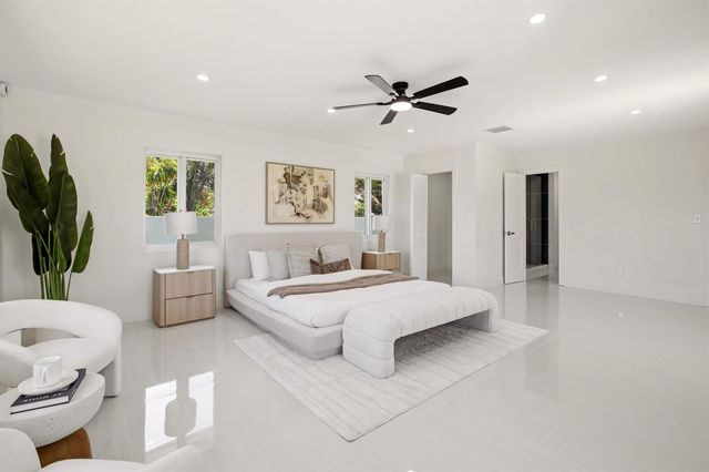 401 NW 3rd Place, Dania Beach, FL 33004