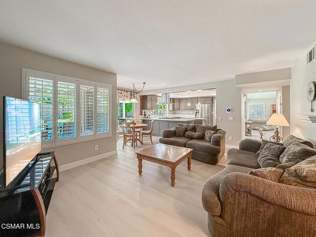2990 Klamath Avenue, Simi Valley, CA 93063