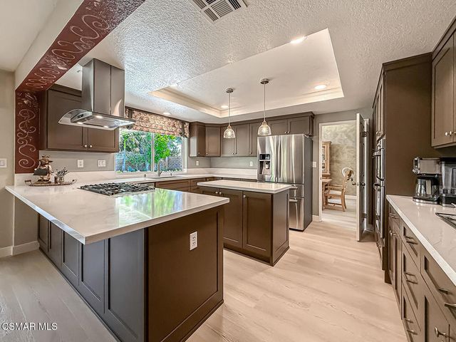 2990 Klamath Avenue, Simi Valley, CA 93063