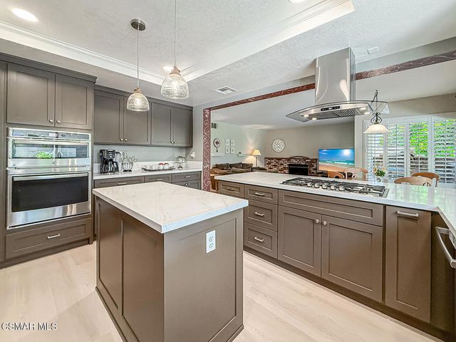 2990 Klamath Avenue, Simi Valley, CA 93063