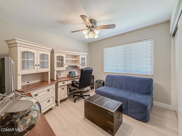 2990 Klamath Avenue, Simi Valley, CA 93063