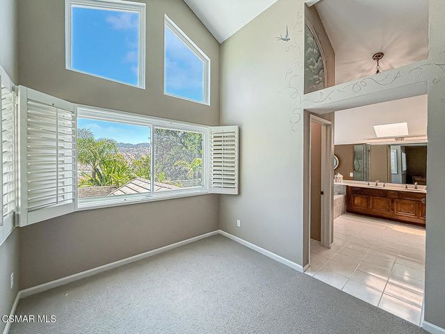 2990 Klamath Avenue, Simi Valley, CA 93063