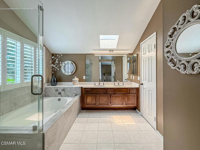 2990 Klamath Avenue, Simi Valley, CA 93063
