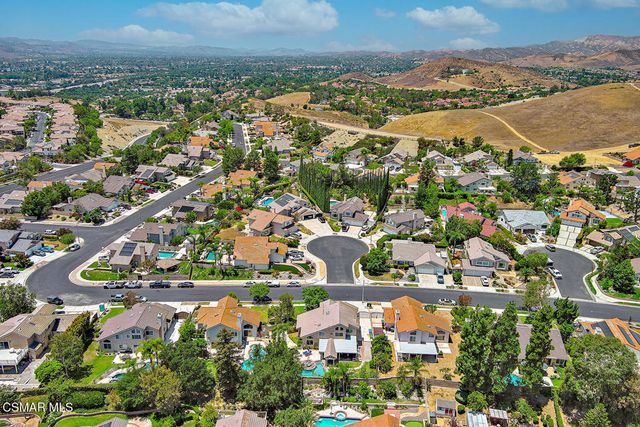 2990 Klamath Avenue, Simi Valley, CA 93063