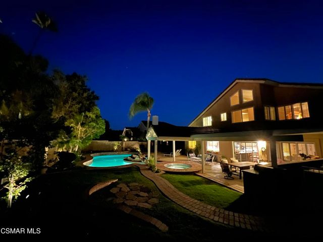 2990 Klamath Avenue, Simi Valley, CA 93063