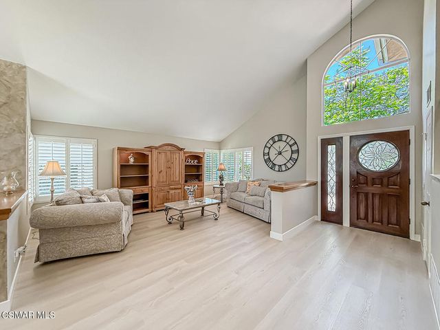 2990 Klamath Avenue, Simi Valley, CA 93063
