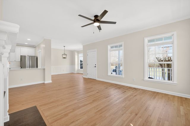 7101 Sunnywood Dr, Nashville, TN 37211