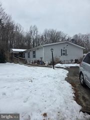 415 DUTCH DR, Lothian, MD 20711