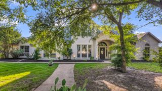 100 Oakview Drive, Hudson Oaks, TX 76087