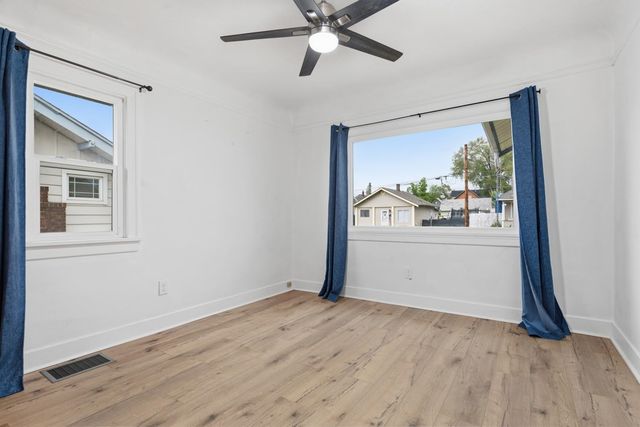 414 E Glass Ave, Spokane, WA 99207