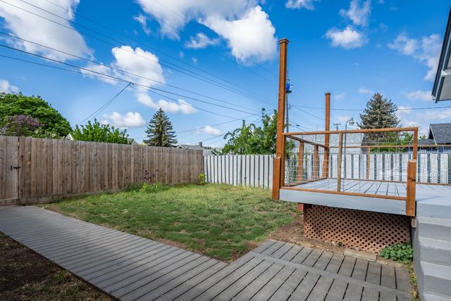 414 E Glass Ave, Spokane, WA 99207
