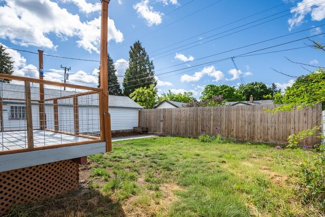 414 E Glass Ave, Spokane, WA 99207