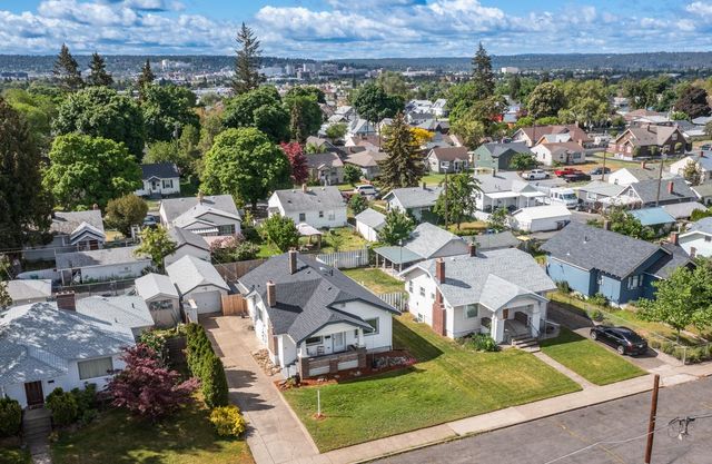 414 E Glass Ave, Spokane, WA 99207