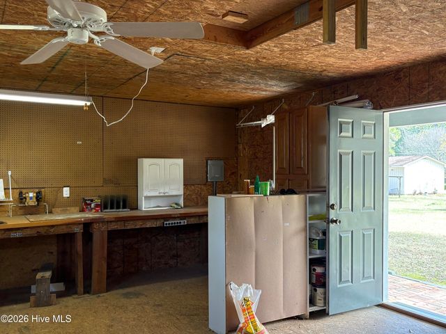 2107 Somerset Drive N, Wilson, NC 27893