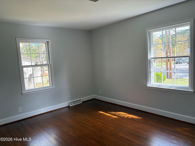 2107 Somerset Drive N, Wilson, NC 27893