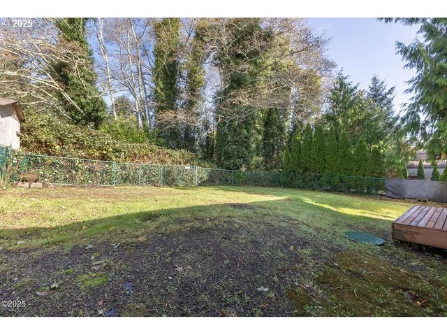 5143 Ne 50TH St, Neotsu, OR 97364