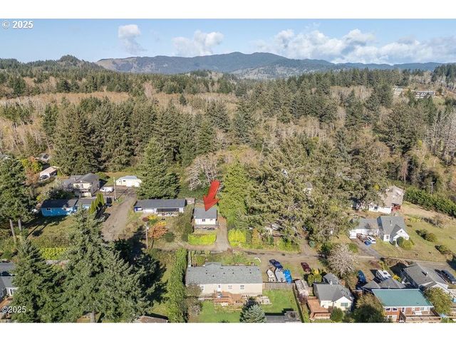 5143 Ne 50TH St, Neotsu, OR 97364
