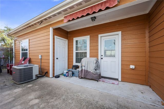 301 Southwest Parkway 330, College Station, TX 77840