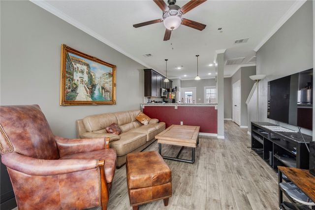 301 Southwest Parkway 330, College Station, TX 77840