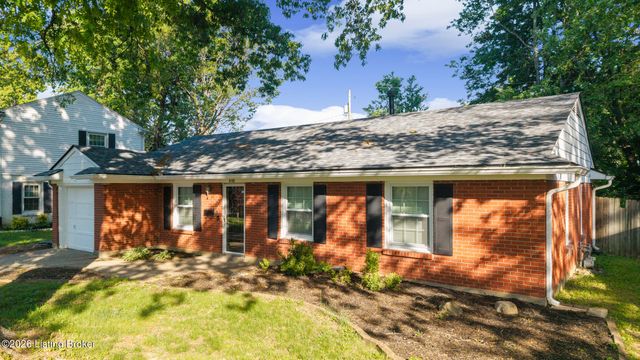 8406 Bayou Way, Louisville, KY 40242
