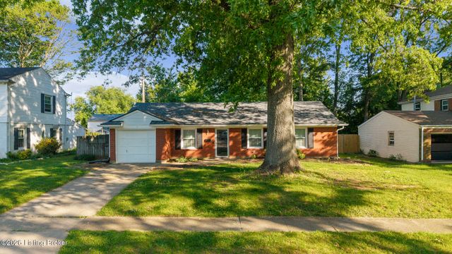 8406 Bayou Way, Louisville, KY 40242