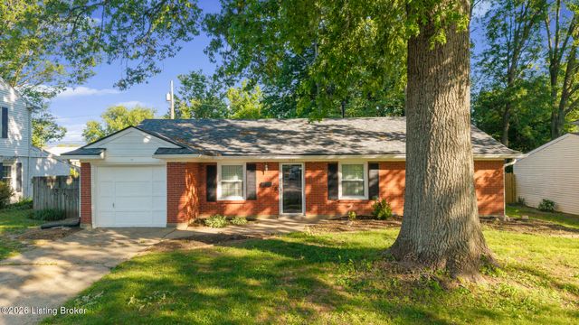 8406 Bayou Way, Louisville, KY 40242