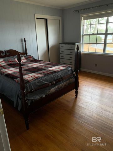 887 Old Bratt Road, Atmore, AL 36502