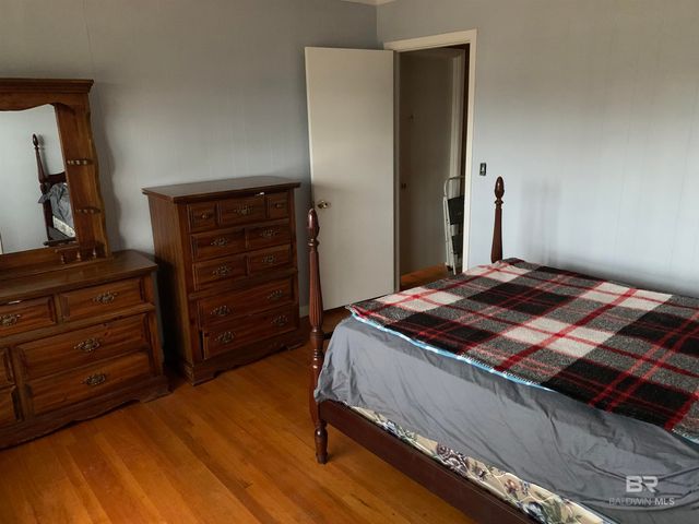 887 Old Bratt Road, Atmore, AL 36502