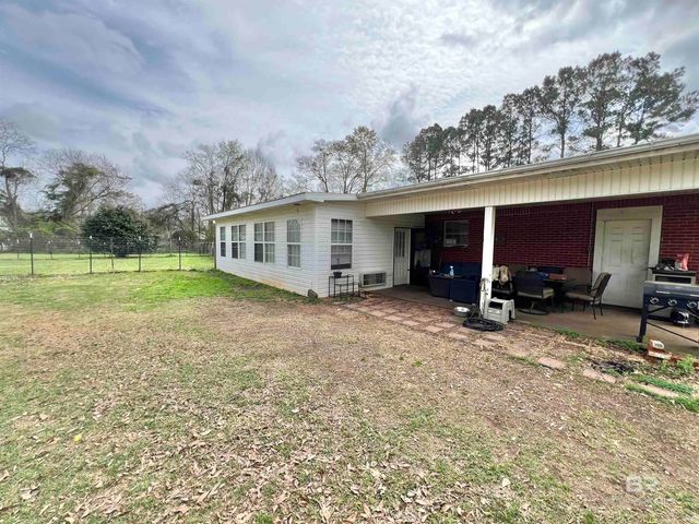 887 Old Bratt Road, Atmore, AL 36502