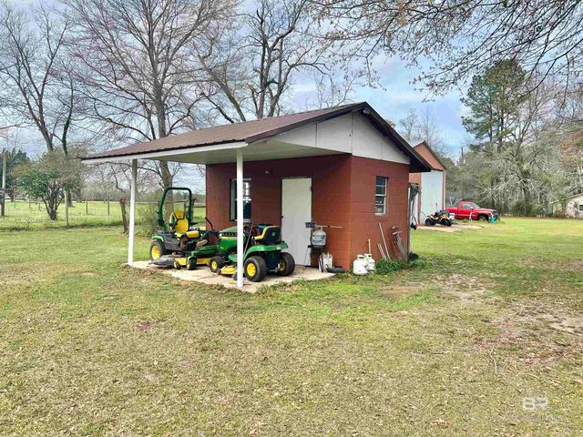 887 Old Bratt Road, Atmore, AL 36502