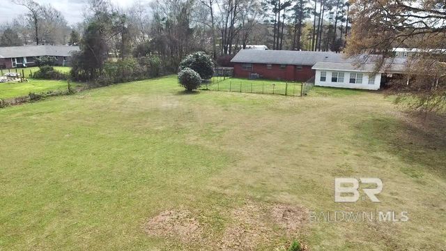 887 Old Bratt Road, Atmore, AL 36502