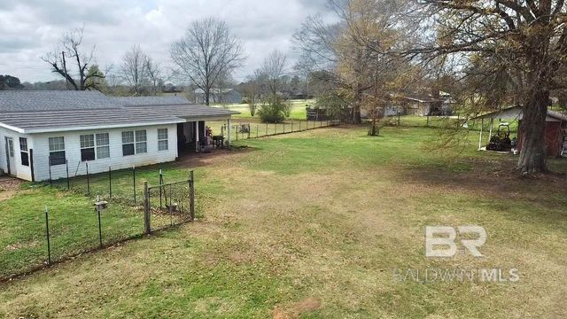 887 Old Bratt Road, Atmore, AL 36502