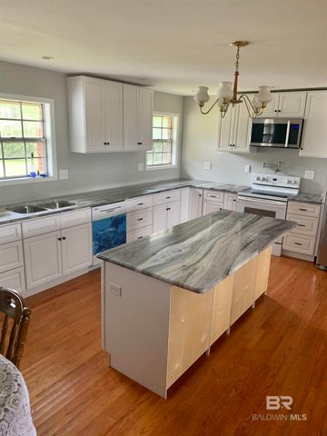 887 Old Bratt Road, Atmore, AL 36502