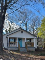 134 Simpson Avenue, Woodruff, SC 29388