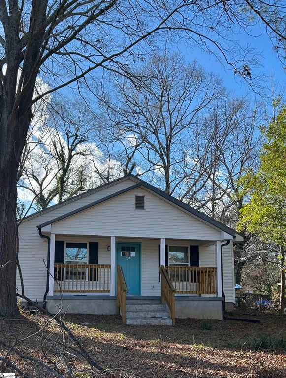 134 Simpson Avenue, Woodruff, SC 29388