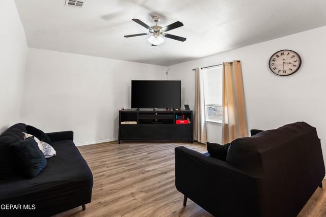 14268 Sabio Drive, Horizon City, TX 79928