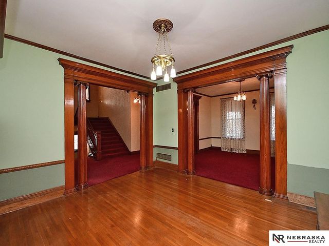 3825 South 25th Street, Omaha, NE 68107