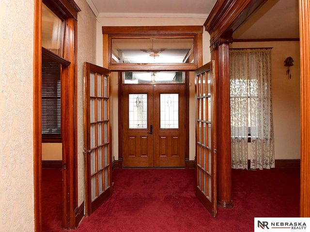 3825 South 25th Street, Omaha, NE 68107