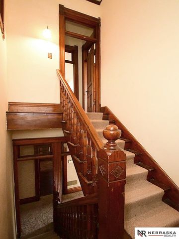 3825 South 25th Street, Omaha, NE 68107