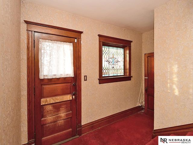 3825 South 25th Street, Omaha, NE 68107