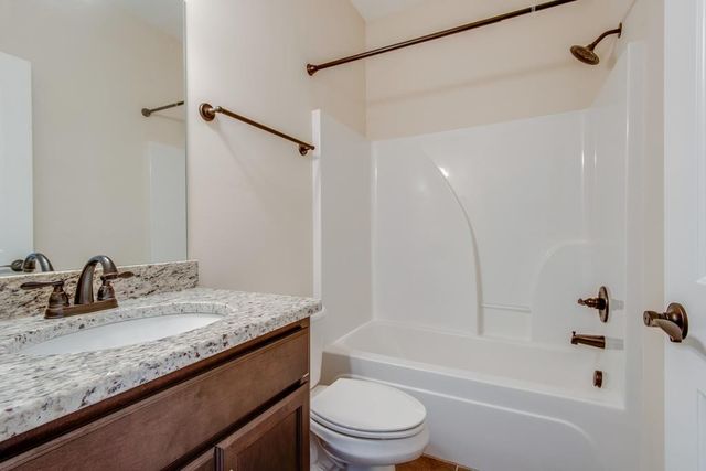 1101 Downs Blvd Apt 302, Franklin, TN 37064