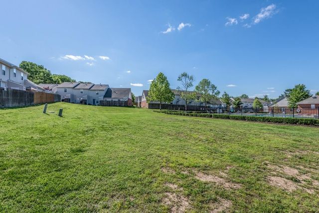 1101 Downs Blvd Apt 302, Franklin, TN 37064