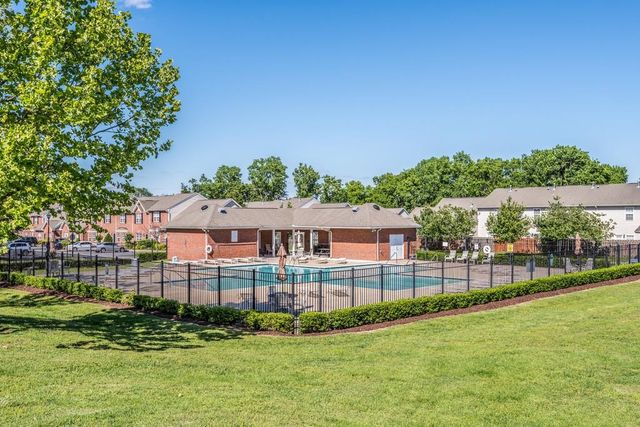 1101 Downs Blvd Apt 302, Franklin, TN 37064