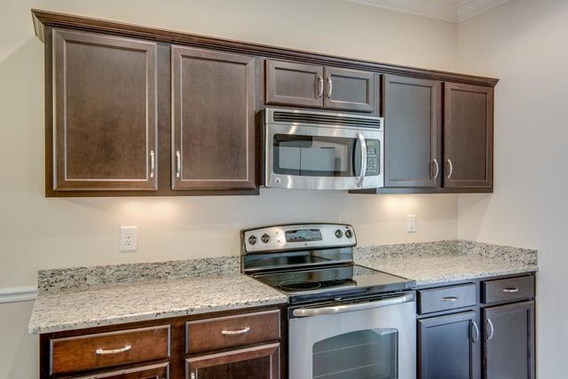 1101 Downs Blvd Apt 302, Franklin, TN 37064