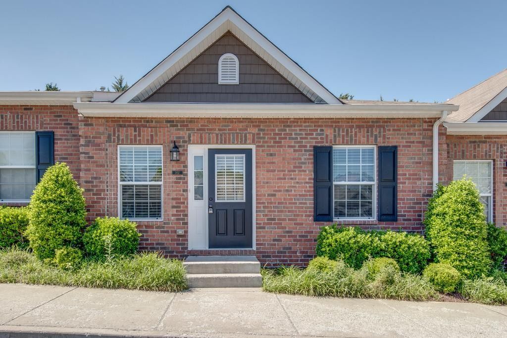 1101 Downs Blvd Apt 302, Franklin, TN 37064