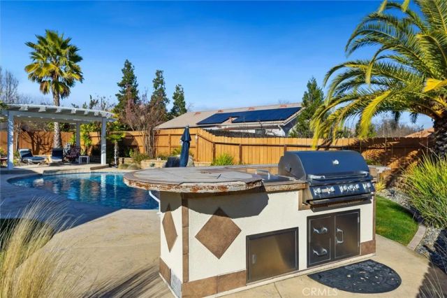 795 Angus Street, Paso Robles, CA 93446