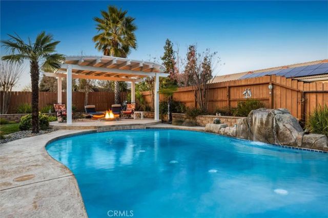 795 Angus Street, Paso Robles, CA 93446