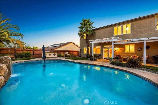 795 Angus Street, Paso Robles, CA 93446