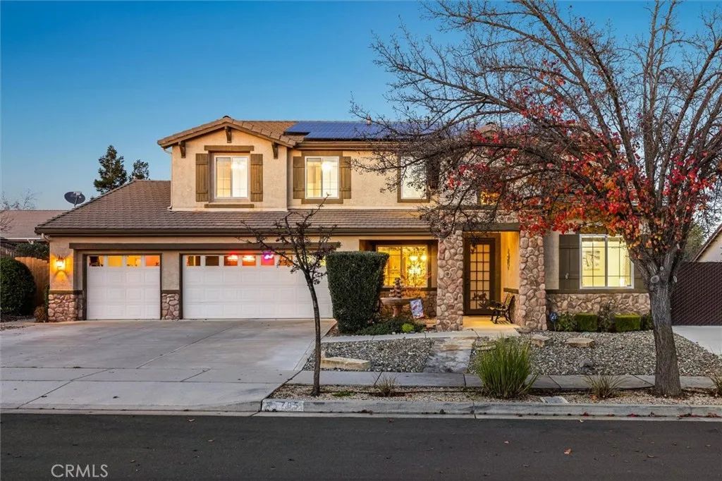 795 Angus Street, Paso Robles, CA 93446