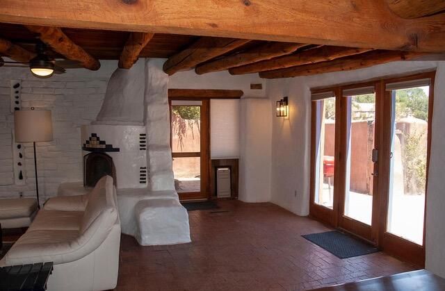 250 Moongate Road, Corrales, NM 87048